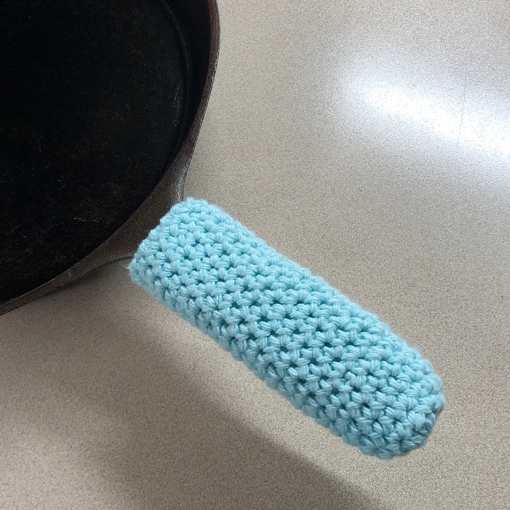 Lite teal Crochet Cast Iron Skillet Handle Cover